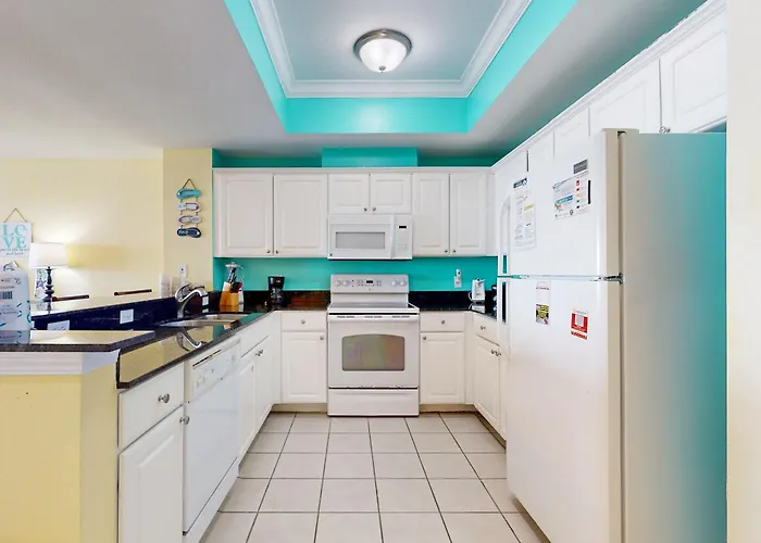 Holiday home 13th-floor Oceanfront With Balcony Ac Grill Pool Hot Tub & Gym *