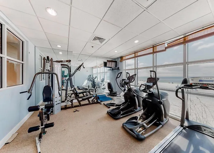 13th-floor Oceanfront With Balcony Ac Grill Pool Hot Tub & Gym Holiday home